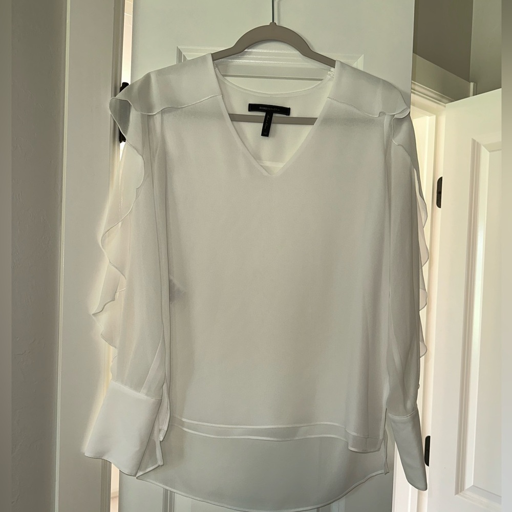 BCBG Max Azria white top Blouse with Ruffle Sleeves XS